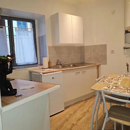 Le Limouxin Jungle Wifi, Petit Balcon *oc Keys Apartment Limoux